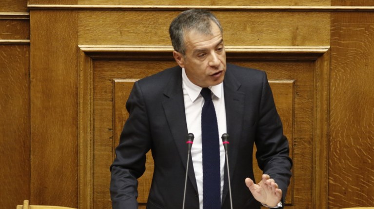 Θεοδωράκης για μέρισμα: Στόχος σας να υπάρχουν φτωχοί και προύχοντες