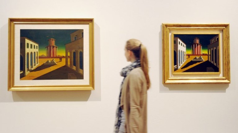 Ένας ανεκτίμητος πίνακας του Ντε Κίρικο έκανε ...φτερά από έκθεση