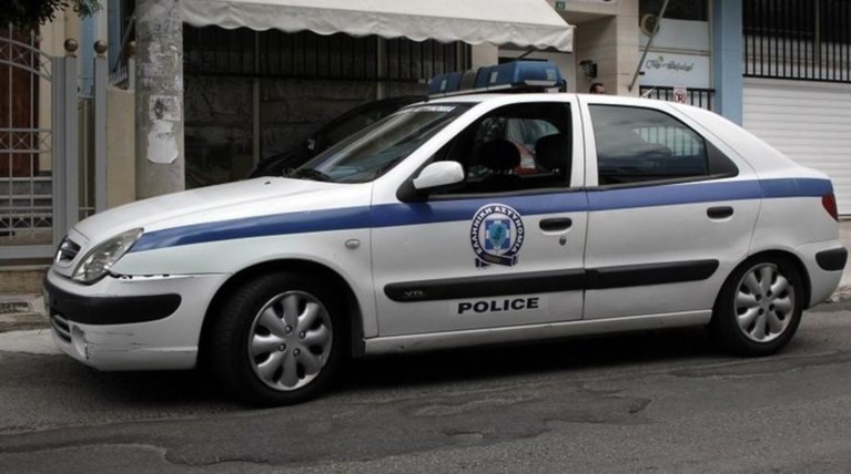 Σοκ στη Λάρισα: «Ξύπνησα και αποκεφάλισα στην μάνα μου»