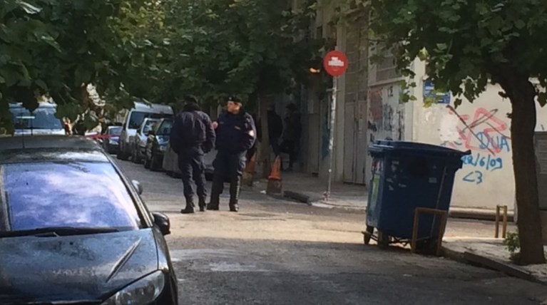 Τι βρήκε η αντιτρομοκρατική στα σπίτια σε Ν. Κόσμο & Kαλλιθέα