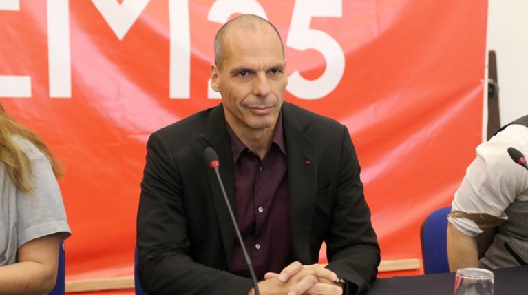 Βαρουφάκης: Θα είμαι υποψήφιος στις εκλογές, θα το κάνω με βαριά... καρδιά