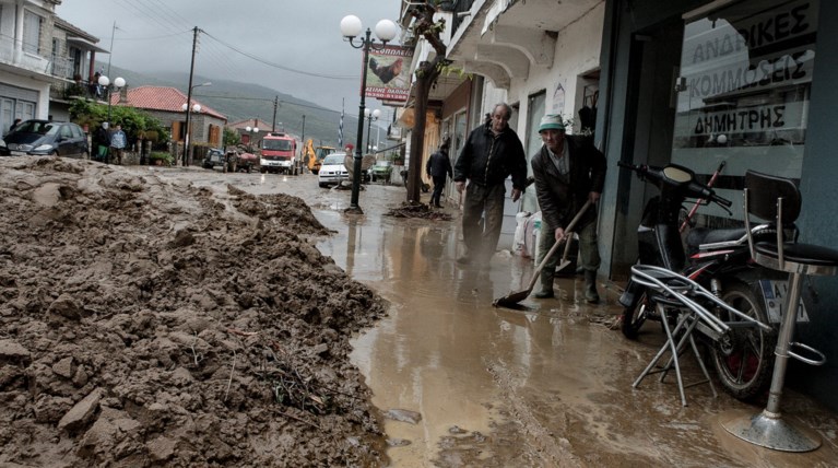 Τις πληγές της μετρά η Δυτική Ελλάδα μετά τη θεομηνία