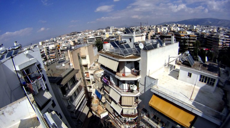 Καταγγελία συνταξιούχου: Μου κατάσχουν το σπίτι για 15.000€