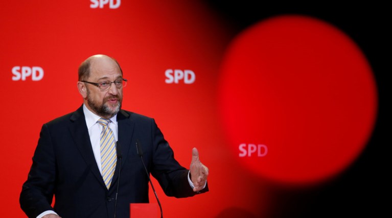 «Ναι» από το SPD για συνομιλίες με τη Μέρκελ αν εγκριθεί από το συνέδριο