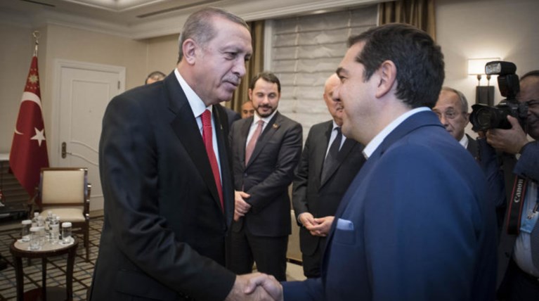 Μαξίμου: Προβληματιζόμαστε με τις δηλώσεις Ερντογάν