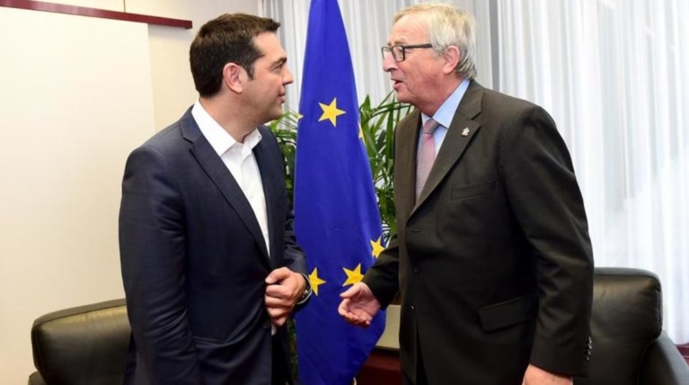 Τριμερή με Μέρκελ και Γιούνκερ ζήτησε ο Τσίπρας για το προσφυγικό