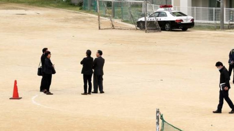 Ιαπωνία: Παράθυρο αμερικανικού ελικοπτέρου έπεσε σε αυλή σχολείου