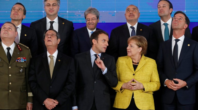 Die Welt: «Ναυάγιο» στη Σύνοδο της ΕΕ για πρόσφυγες-άσυλο