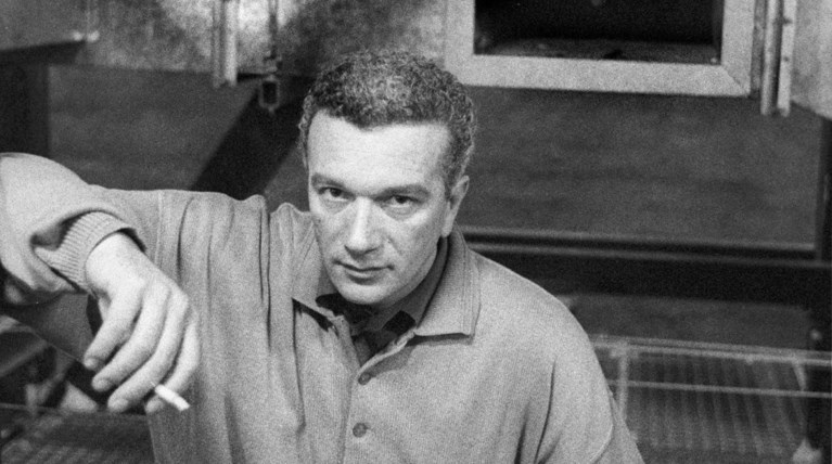Αφιέρωμα στον σκηνογράφο και ενδυματολόγο Δαμιανό Ζαρίφη
