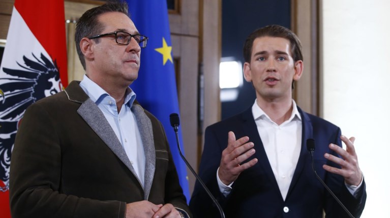 Αυστρία: Η ακροδεξιά αναλαμβάνει όλα τα νευραλγικά υπουργεία