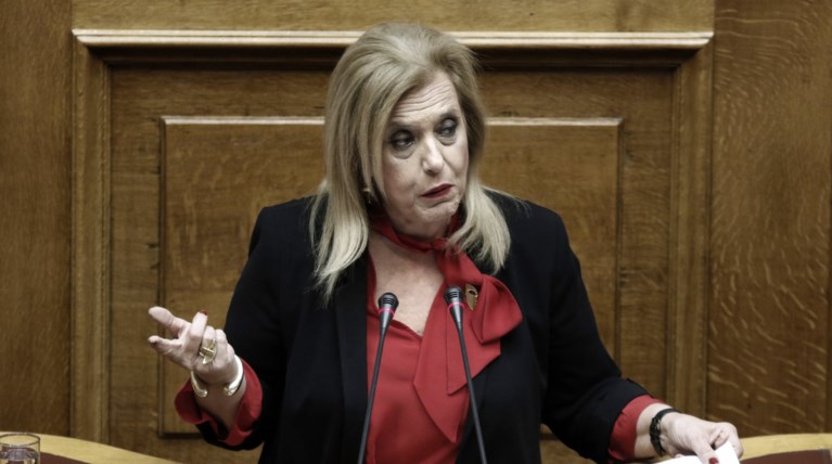 Πως έπεισε ο Τσίπρας την Μεγαλοοικονόμου για τον προϋπολογισμό