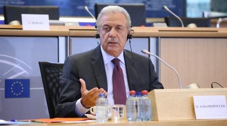 Αβραμόπουλος: Η αλληλεγγύη δεν μπορεί να είναι αλα καρτ