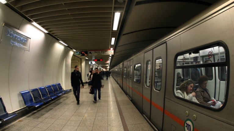 Πώς θα κινηθούν τα ΜΜΜ Χριστούγεννα και Πρωτοχρονιά