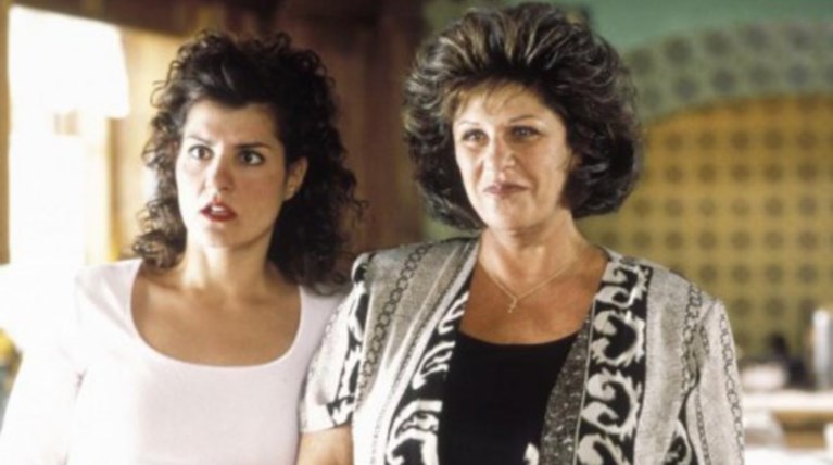 Συνελήφθη για κλοπή η ηθοποιός του «My Big Fat Greek Wedding» Λέινι Καζάν
