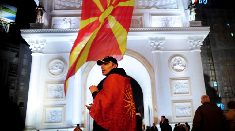 «Ωρολογιακή βόμβα» για κυβέρνηση και αντιπολίτευση το Σκοπιανό