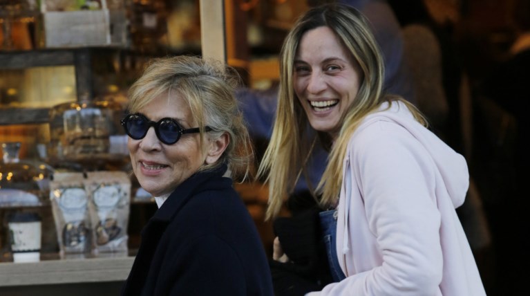 Η Ελεονώρα Μελέτη ντυθηκε ασορτί με την ολόιδια μαμά της [Εικόνες]