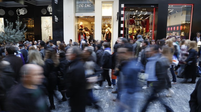 Πότε ανοίγουν ξανά τα μαγαζιά - Πότε αρχίζουν οι εκπτώσεις