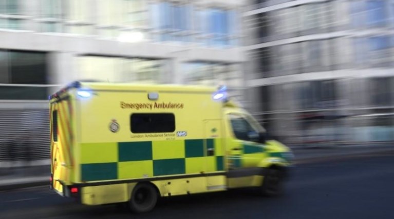 Μυστήριο με νεκρό άνδρα που βρέθηκε σε χαντάκι στο Λονδίνο