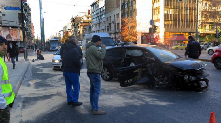 Τα τροχαία μειώνονται αλλά οι μεθυσμένοι οδηγοί αυξάνονται
