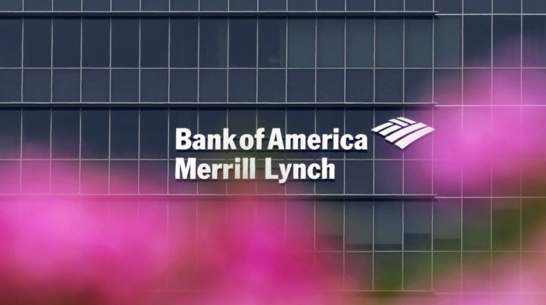 Η Bank of America Merrill Lynch απαγόρευσε επενδύσεις πελατών σε bitcoin