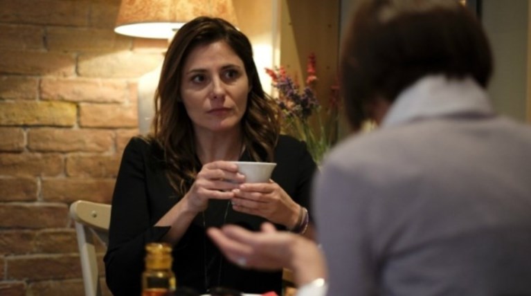 Μπέτυ Μπαζιάνα: Κάθε 5η Ιουλίου κλαίω, φασιστική μπότα οι δανειστές
