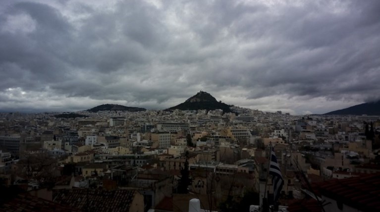 Καιρός: Νεφώσεις, βροχές και θερμοκρασίες άνοιξης