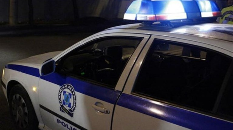 Μαχαίρωσαν 28χρονο σε fast food στο Γαλάτσι