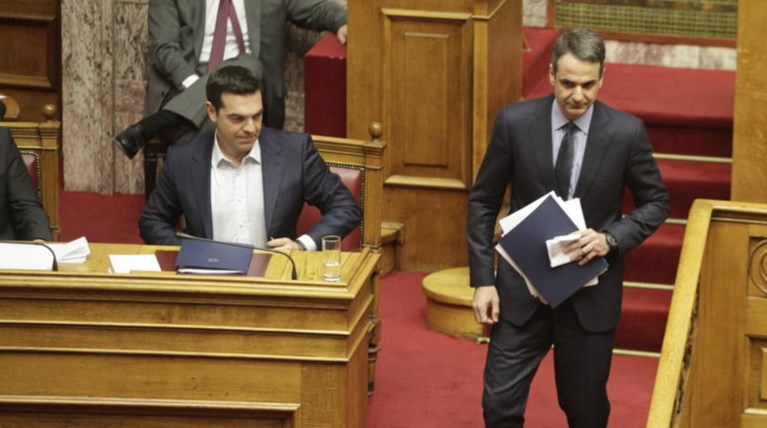 Σύγκρουση κορυφής για το πολυνομοσχέδιο στον απόηχο της παραίτησης Ζουράρι