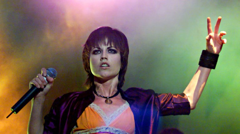 Θλίψη για τον θάνατο της τραγουδίστριας των Cranberries