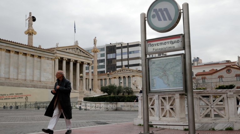 WSJ: O δύσβατος δρόμος της Ελλάδας για να βγει από τα μνημόνια