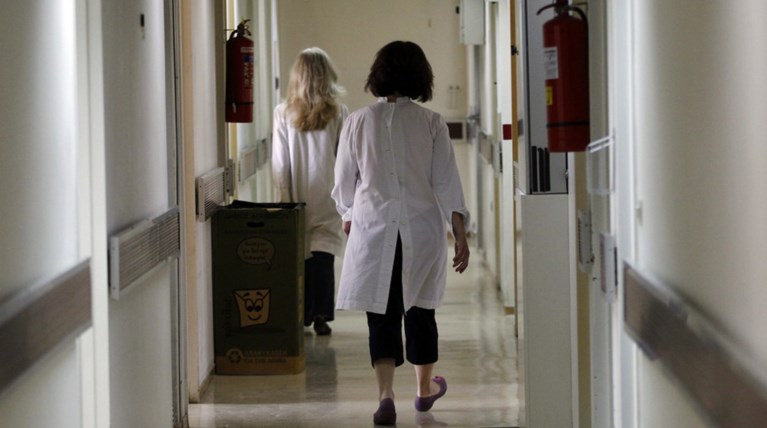 Πάνω από 30 κρούσματα ιλαράς σε γιατρούς δημοσίων νοσοκομείων