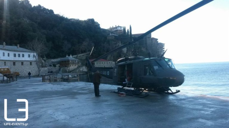 Ξαφνική επίσκεψη Καμμένου στο Άγιο Όρος με ελικόπτερο