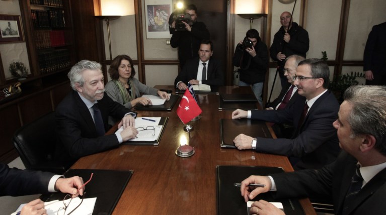 «Ναι μεν αλλά» από τον Κοντονή για τους 8 τούρκους αξιωματικούς