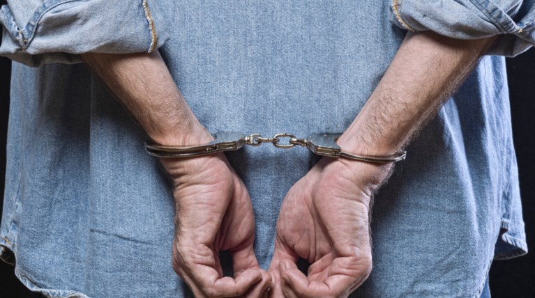 Καταδικάστηκε 55χρονος που υποσχόταν καριέρα σε μοντέλα έναντι πορνό βίντεο
