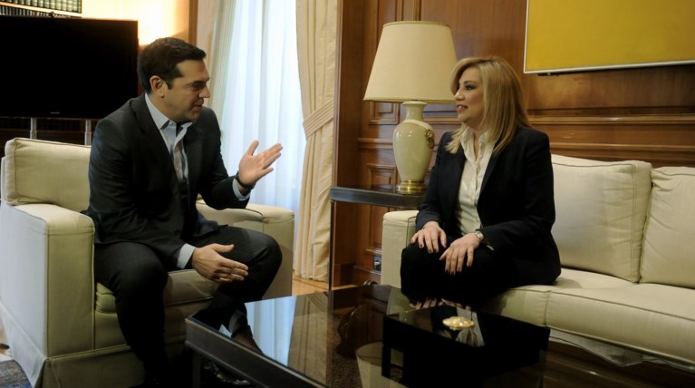 Σκληρή κόντρα Μαξίμου - ΔΗΣΥ για διαρροές και Σκοπιανό