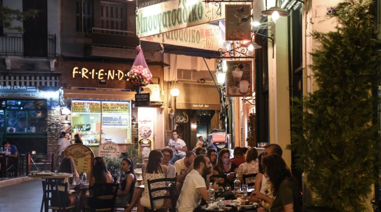 Δ. Αθηναίων: Ολη η αλήθεια για το ωράριο μουσικής σε καφέ & μπαρ