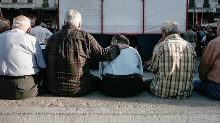 Πώς υπάλληλος εξαπατούσε δικαιούχους αναπηρικών συντάξεων και επιδομάτων