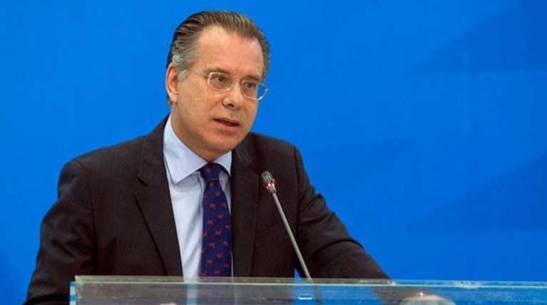 Κουμουτσάκος: Μίζερος μικροκομματισμός από τον ΥΠΕΞ, κατώτερος των στιγμών