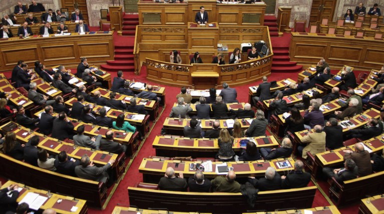 Μετά τα συλλαλητήρια νέες "φωτιές" ανάβει η υπόθεση Novartis