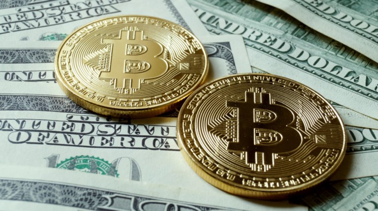 Κάτω από τα 6.000 δολάρια υποχωρεί το bitcoin