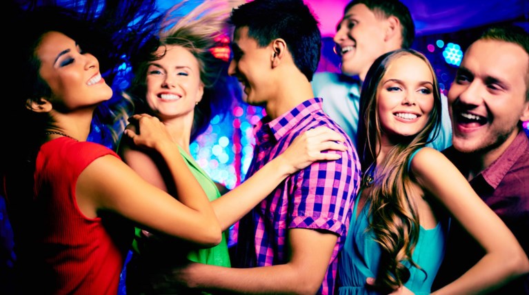 Έρχονται οι swingers στην Κρήτη- Νύχτες σεξ για 200 ζευγάρια