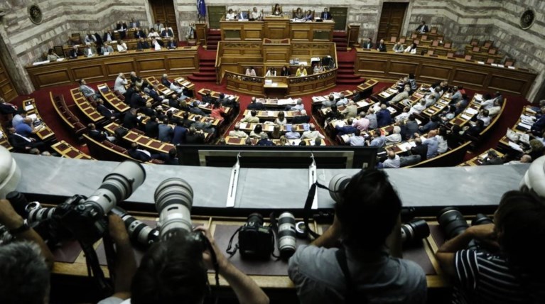 Τρία σενάρια στο Μαξίμου για τη συνέχεια της υπόθεσης Novartis