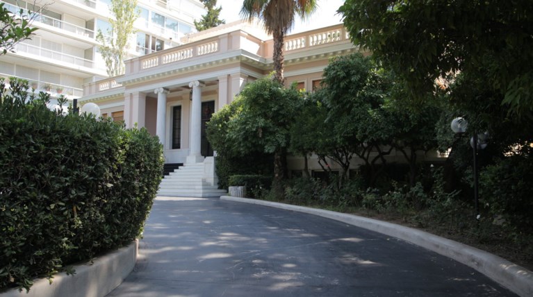 «Άρωμα» προανακριτικής για τη Novartis από το Μαξίμου