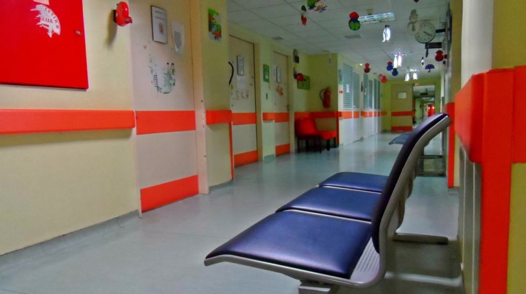 Επέστρεψε στο Παίδων το βρέφος που άρπαξε η μητέρα του