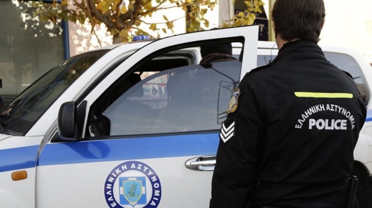 Παραδόθηκε ο 28χρονος που είχε αποδράσει από την Αστυνομική Διεύθυνση