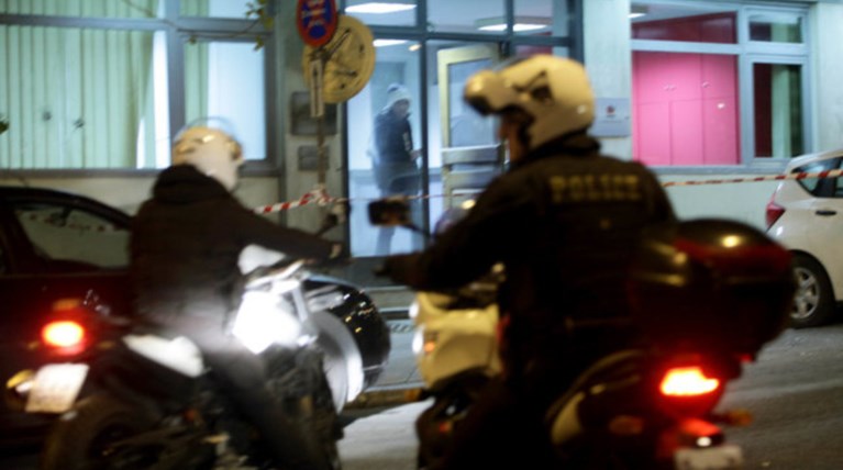 Προσαγωγές στο υπ. Δικαιοσύνης-Εληξε η ένταση στις φυλακές Κορυδαλλού