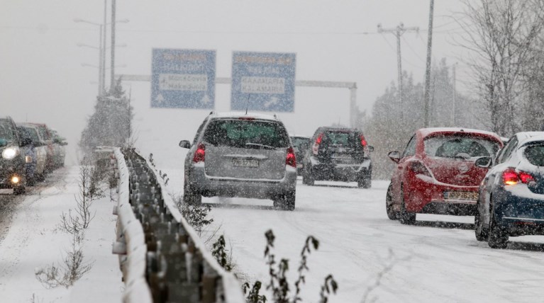 Σφοδρό κύμα κακοκαιρίας πλήττει βόρεια και κεντρική Ελλάδα