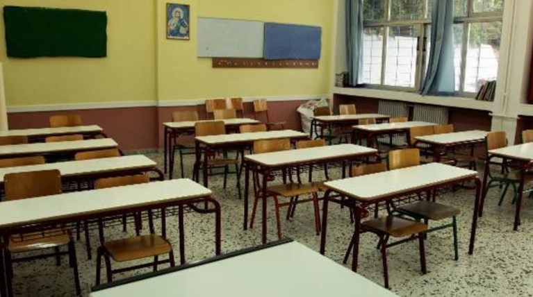 Κλειστά αύριο τα σχολεία στη Δυτική Μακεδονία λόγω χιονιά