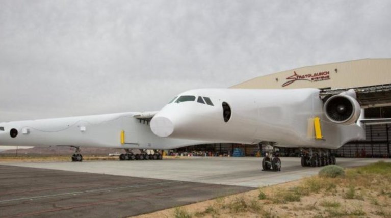 Πλησιάζει η ώρα για την πρώτη πτήση του μεγαλύτερου αεροσκάφους στον κόσμο