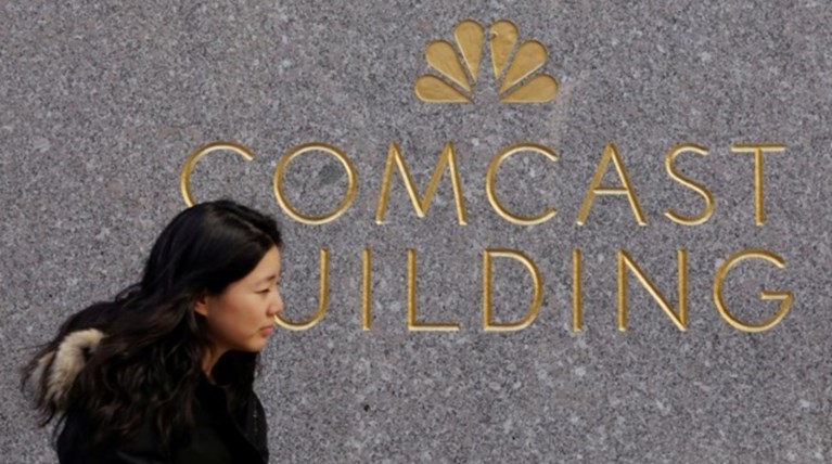 Η Comcast χτυπά τον Μέρντοκ, δίνει 31 δισ. δολ. για τη Sky